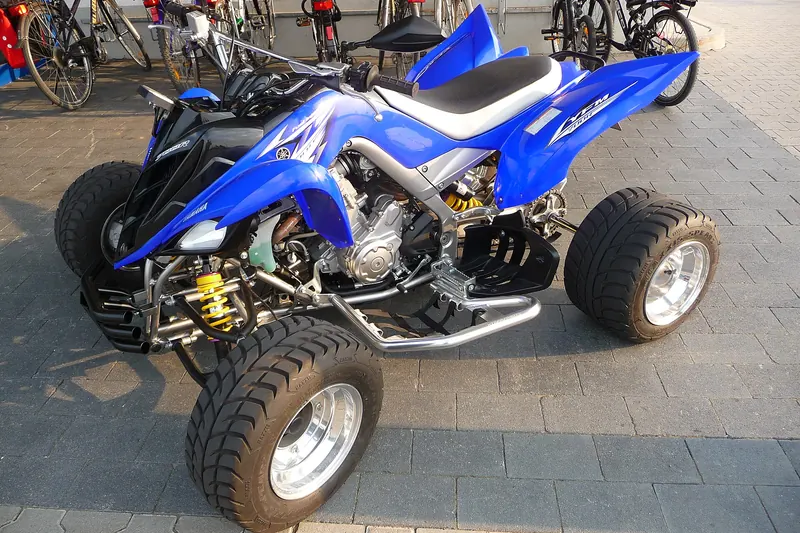 Yamaha Raptor 700 (foto del modelo)
